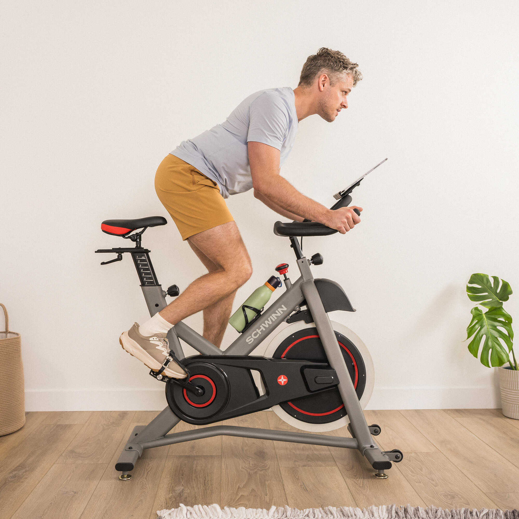 Cycle d'intérieur Schwinn Fitness IC3.5 – Image 3