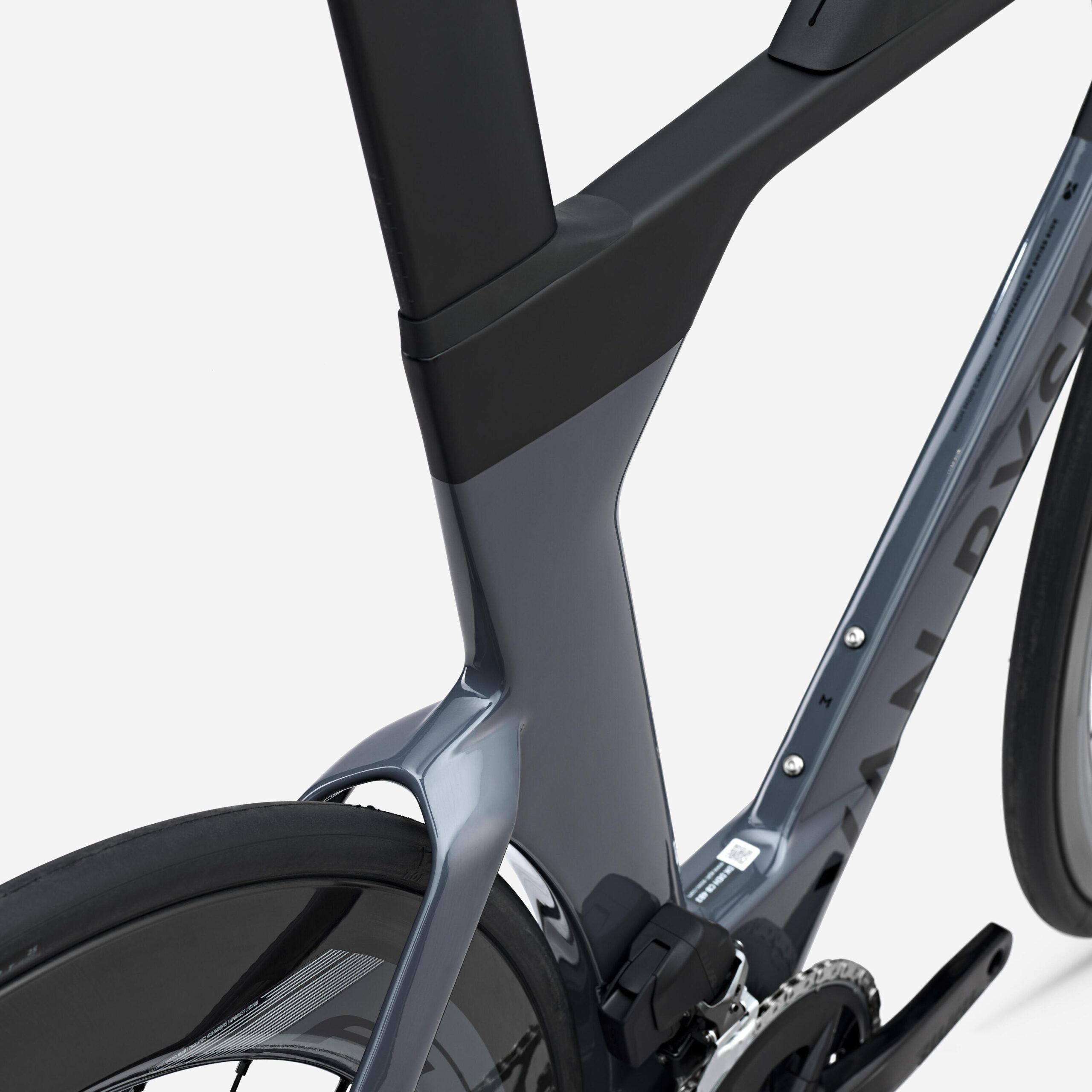 XCR TRI RIVAL AXS POWER ROUES FULCRUM WIND 750/550 – Image 8