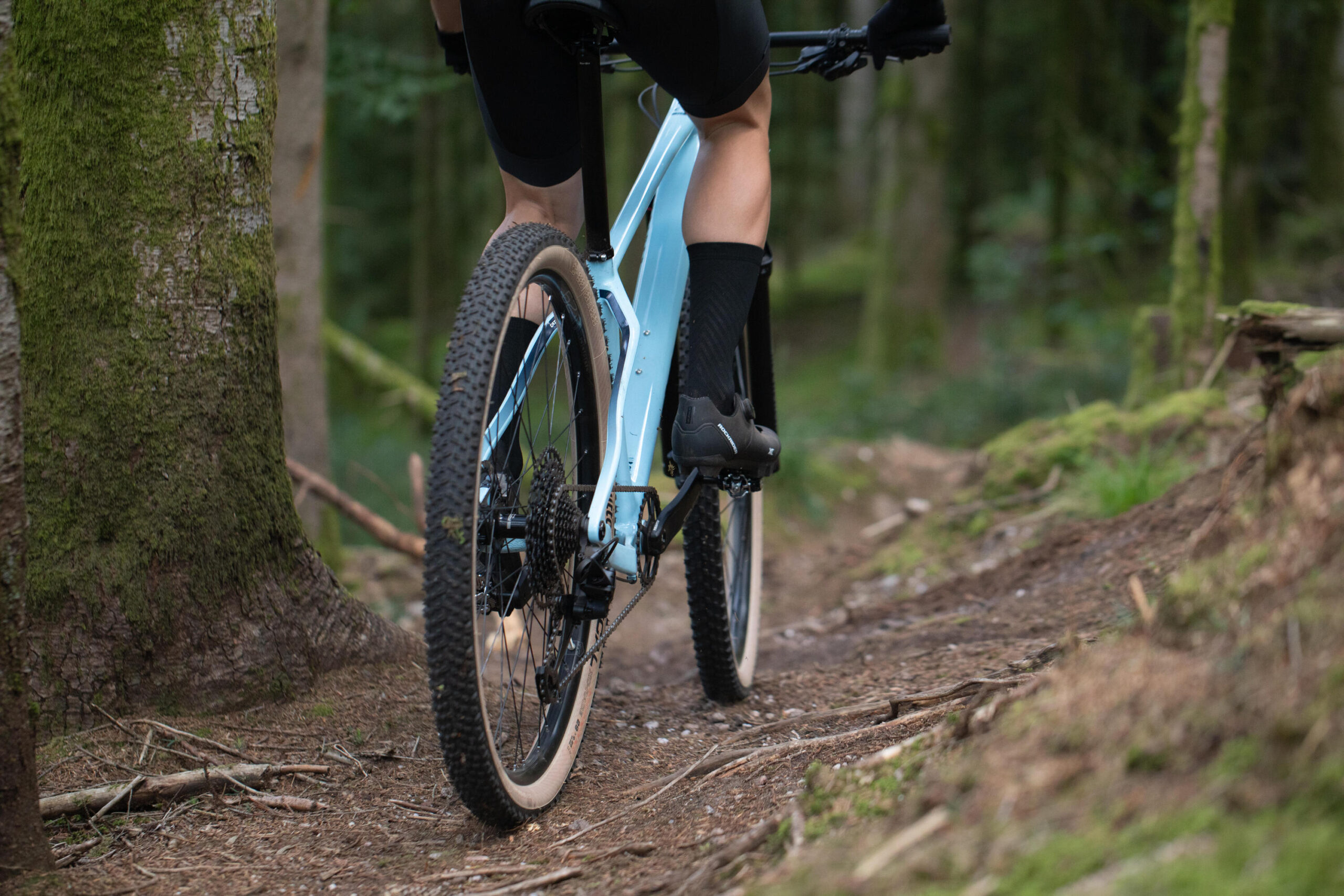 Velo vtt cross country race 740 cadre carbone bleu recon – Image 8