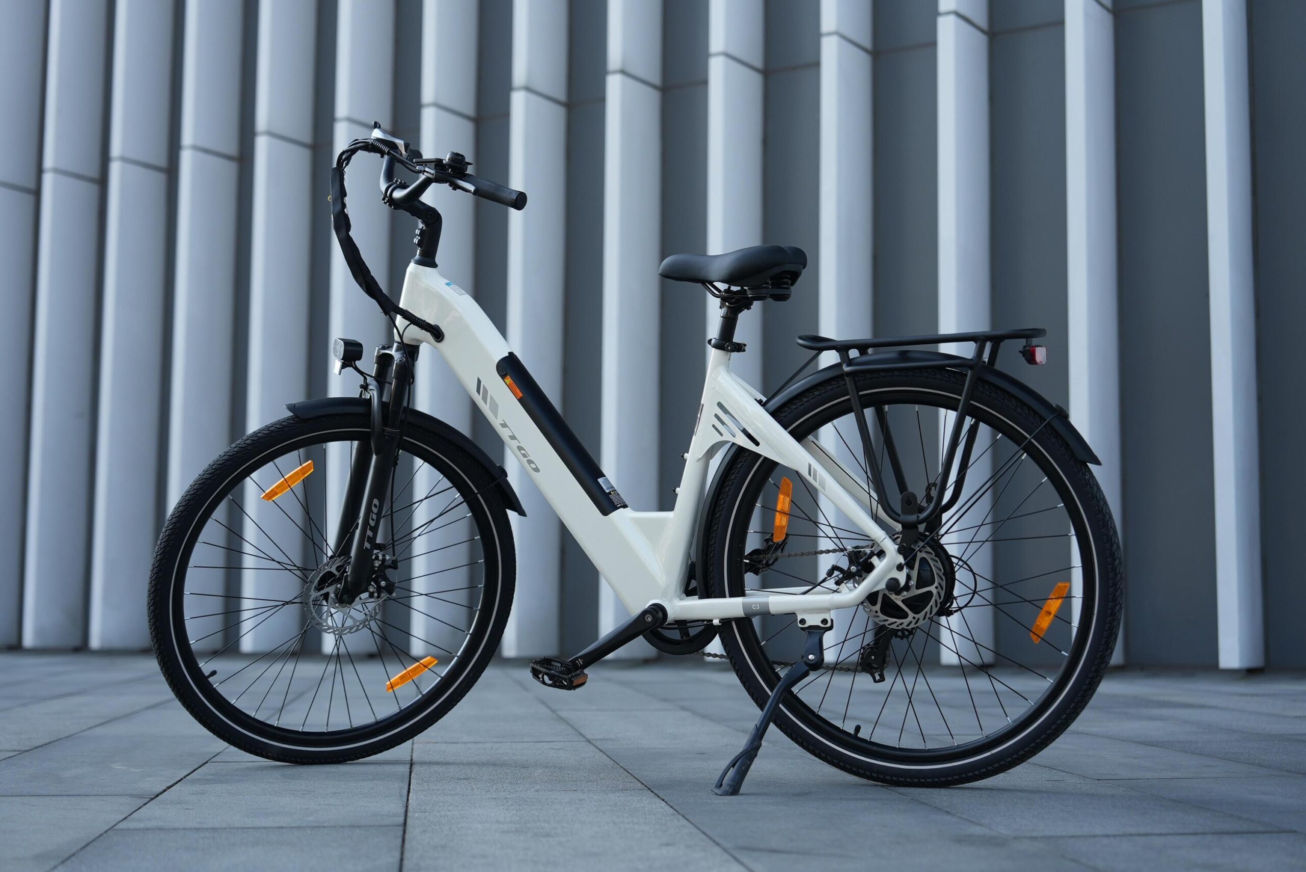 C3SE Vélo électrique 28 pouces 250W 52Nm 100km Shimano 7 vitesses – Image 5