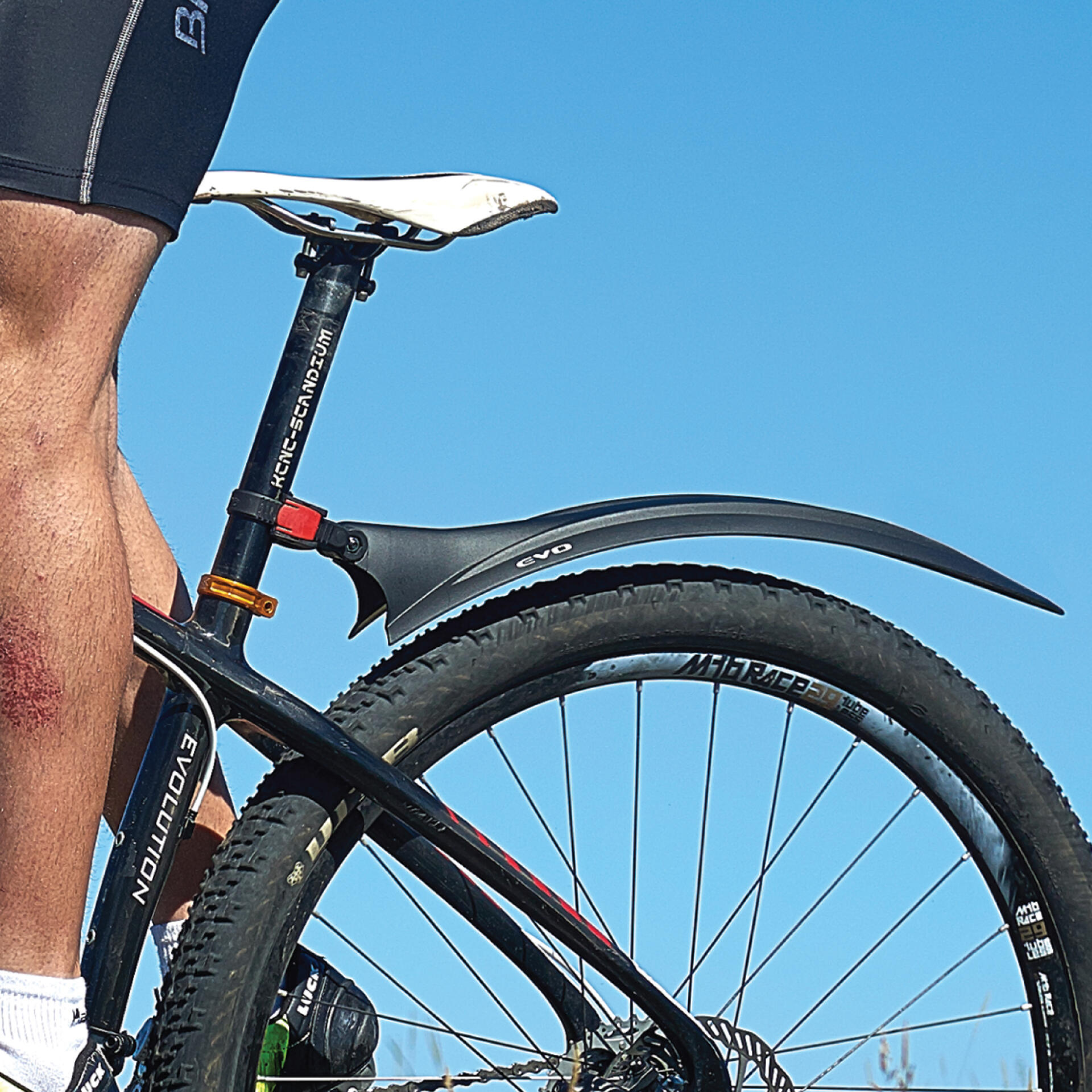 Vélo cargo électrique Yuba Kombi E6 – Image 8