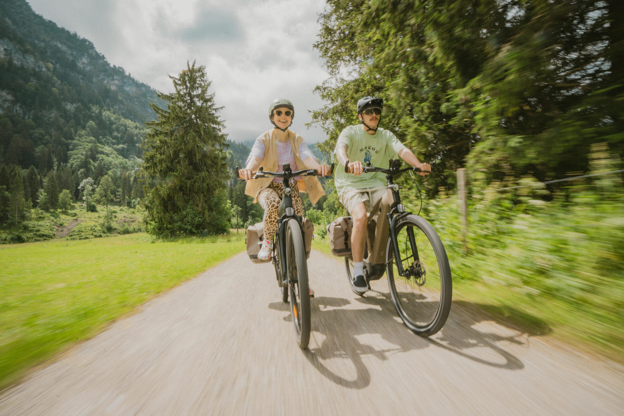 Seconde vie - Vélo tout chemin électrique à moteur automatique owuru cadre ha... – Image 9