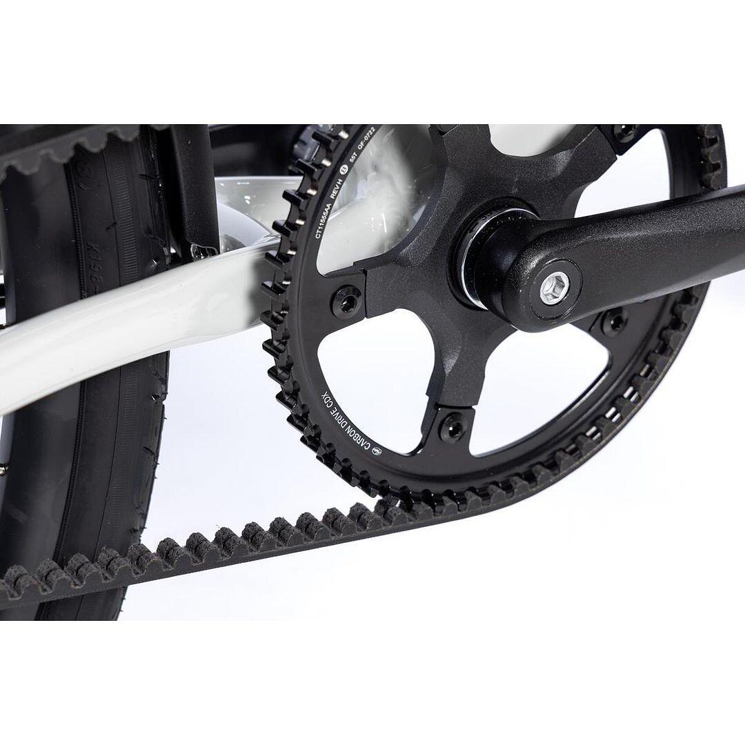 VTT 26'' Homme Fourche Télescopique " Discovery Adventures" avec 21 Vitesses par poignées tourantes et Freins V-Brake