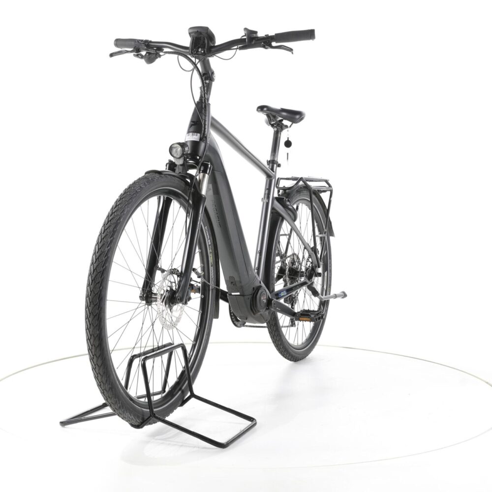 Un VTT pour tous ceux qui recherchent un compagnon pour le quotidien et le tout-terrain. [Noir/Rouge/Gris, 24]