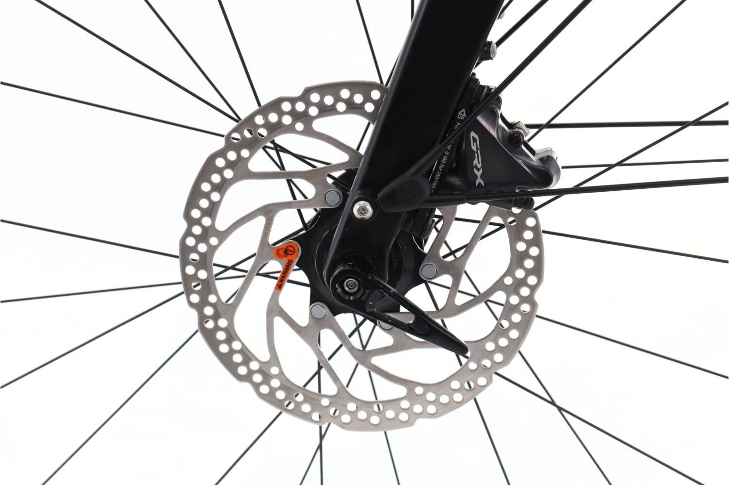 Hiland Vélo de route 28",vélo de ville avec freins à disque pour hommes et femmes,Cadre en alliage d'aluminium，Silver